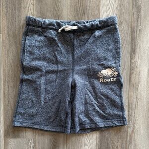 🦫Roots Kids Short, Size 12
